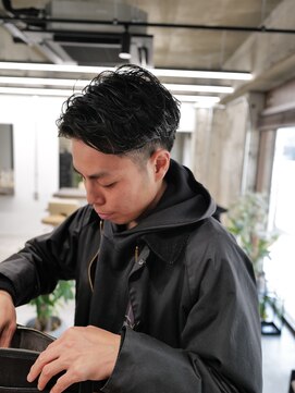 ダカー(dakah) スパイラルパーマで大人に