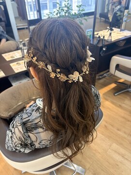 ライフメイクシベル 東林間(Life make siblles) 結婚式ヘアセット  ハーフアップ