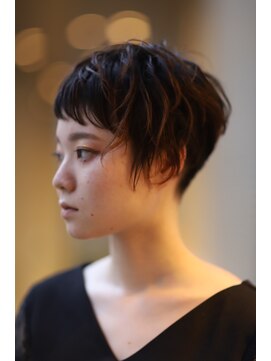 クリコ ヘアーデザイン(CLICQUOT hair design) くしゃっとやんちゃなベリーショート