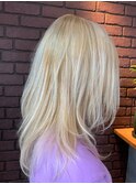 ホワイトブランドヘアー