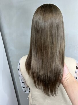 ジーナ 北千住(Zina) 髪質改善＊似合わせカット＊巻き髪ロング【Zina 北千住】