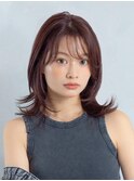 外ハネミディアムヘア