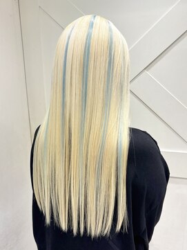 ハウス(HAUS.) ブロンドカラー×ポイントエクステ