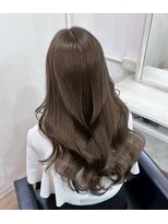 イオエ 西梅田(ioe)&nbsp;ブリーチなしカラー／髪質改善/ミルクティーベージュ/顔へア