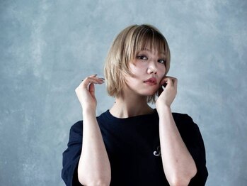 ヘアメイク グランドブロッサム 川越神明町店(HAIR&MAKE Grand Blossom)の写真/毛先までしなやかなナチュラルストレートに♪クセに悩む全てのお客様に!前髪のポイント縮毛矯正も◎