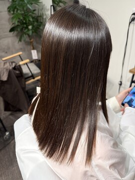 美髪　髪質改善　縮毛矯正　セミロング