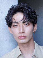 フィフス 大分(fifth)&nbsp;大分シャドウパーマメンズカットラウンドマッシュセンターパート