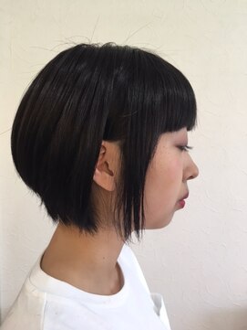 ヘアーデザイン ピニック(hair design P2C) ちょっと大人な耳かけショート