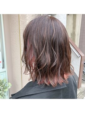 アルマヘアー(Alma hair by murasaki) レッドピンクのインナーカラー