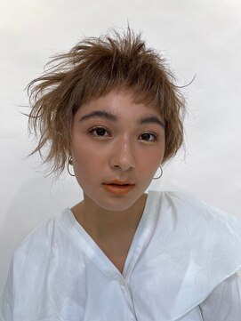 ステラ 久我店(stella) 個性派アシメショート ブリーチなしダブルカラー/30代40代50代