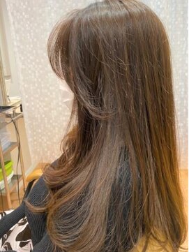 アズールサン 草加西口店(azule-sun) 30代40代　サイドバング　コーラルベージュ　顔周りレイヤー」