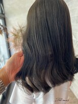 ジル アンク(Jill ankh)&nbsp;《Jillankh 姫路駅前》鎖骨下ミディアム　オリーブグレー　艶感