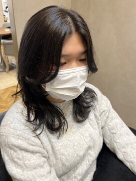 ネウィ 大分中央町店(newi) 【MIKOTO】@mikoto_newi ☆ミディアムウルフ×ワンカールパーマ