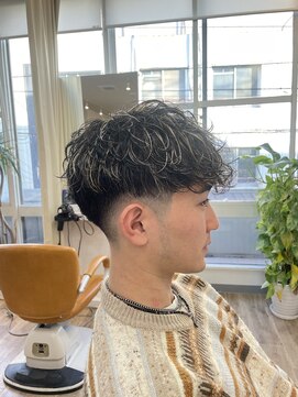 スノードロップ 高円寺店(Snowdrop) ダークアッシュ/アッシュブラック/カルマパーマ/ベリーショート