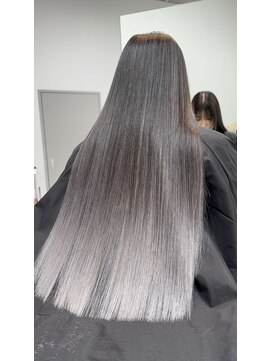 シャラ(Shala) ホワイトシルバー×グラデーションカラー