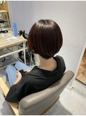 イメチェンホワイトブロンド外ハネボブ美髪ワイドバング