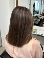 ルイ(ROUIS produced by LUCK 津田沼)&nbsp;ROUIS 津田沼 白髪ぼかしハイライト