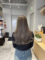 イリ 梅田(ili)&nbsp;グレージュカラー