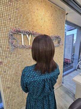 イルミナ×ベージュ