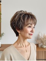 ハピネスフィール 宇治店(Happiness FEEL)&nbsp;白髪ぼかしハイライト丸みショート