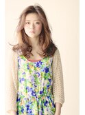 海辺を歩いてるのが似合うエアリーな質感のロング