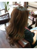 大人かわいいグレージュ