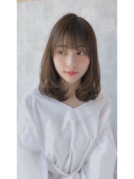 レジナヴィータ 栄(Reginavita) 【Reginavita栄】ふんわりカールセミディ@小野