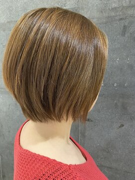 クレールプロデュースドバイロビン(Clair PRODUCED BY ROBIN) 《clairが届ける》春のオススメ☆軽やかショートボブ