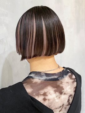 アイティー バイ アルバム 中野店(IT by ALBUM) インナーピンクボブ_外ハネボブセクションカラー_ba394641