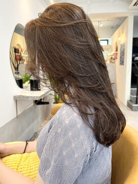 ファチュール(fAture.) ☆ワンカール小顔レイヤーカット前髪なしグレージュカラー