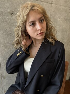 ルーフ 町田店(LUFE) ブロンドベージュ　担当anna