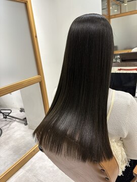 ココノサロン ハナレ(cocono salon HANARE) 小顔に見せる美髪矯正　オリーブグレー