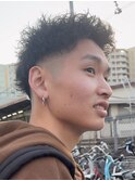 短髪パーマスパイキーパーマメンズショートパーマ原宿フェード