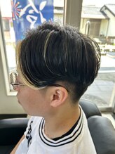 バーバーショップ ヘアーライフ アン(Barber Shop HairLife An) 金メッシュスタイル