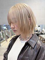 サンク 原宿 表参道(cinq) 切りっぱなしボブハイトーンカラーナチュラルボブブロンドカラー