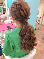 ヘアセットサロン アッシュ 神戸三宮(Ash)&nbsp;大きめねじりの下めのポニーテール☆