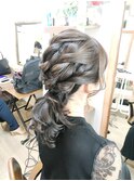 もこもこローポニーヘアアレンジ【ヘアアレンジ  立川立川南】