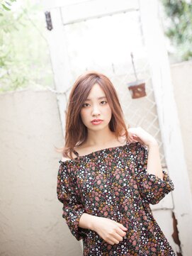 アマリス(Amaris) グラデーションロング20代/30代/40代/庭瀬