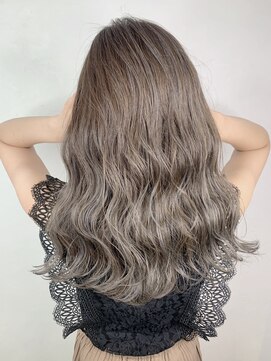 アンダーバーホワイト 堺東店(_WHITE) バレイヤージュ/カラー/ハイライト/グラデーション