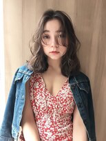 フィル 横浜(fil)&nbsp;クリアアッシュ_オリーブベージュレイヤーカットウェットヘア