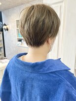 キャアリー(Caary)&nbsp;福山市美容室Caary ハイトーン サイド刈り上げベリーショート