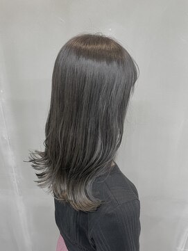 フレーム なんば店(FRAME) ■艶カラー×グレージュ