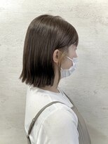 アンジェリカ(Angelica Total Beauty Lifestyle Design)&nbsp;エモージュグレージュインナーカラー切りっぱなしロブ