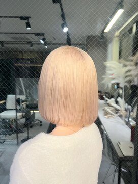 シンシェアサロン 原宿店(Qin shaire salon) ホワイトベージュ ケアブリーチ 原宿ハイトーン
