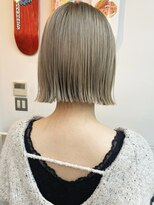 キューズ クラブ(cuz KLUB)&nbsp;【cuz KLUB】ブリーチデザインベージュボブ【池袋】