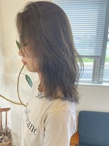 エメ 小山(Aimer)&nbsp;透けるオリーブグレージュ/レイヤー/小山/学割U24/髪質改善