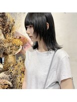 ミント(mint) ナチュラルな顔周りが◎ウルフカット!