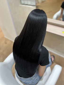 ジャパンデザイナーズアカデミー 艶髪カラー