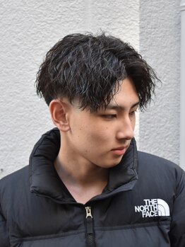フリークバーバーショップ 河原町三条店(FREAK BARBER SHOP)の写真/［大人気メンズサロンが京都/河原町に！］ツイストスパイラル,波巻パーマ等似合わせパーマならお任せ☆