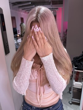 ダズリングディア(Dazzling Deer) レイヤーカット/ホワイトベージュ/ミルクティーベージュ